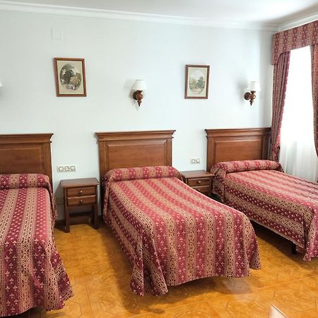 מונטיה Hostal Bellido מראה חיצוני תמונה