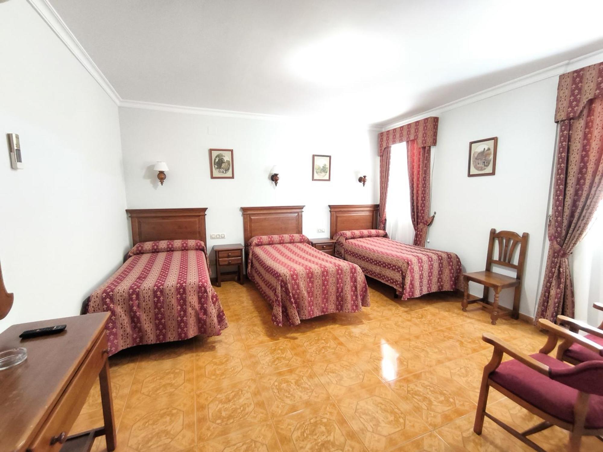 מונטיה Hostal Bellido מראה חיצוני תמונה