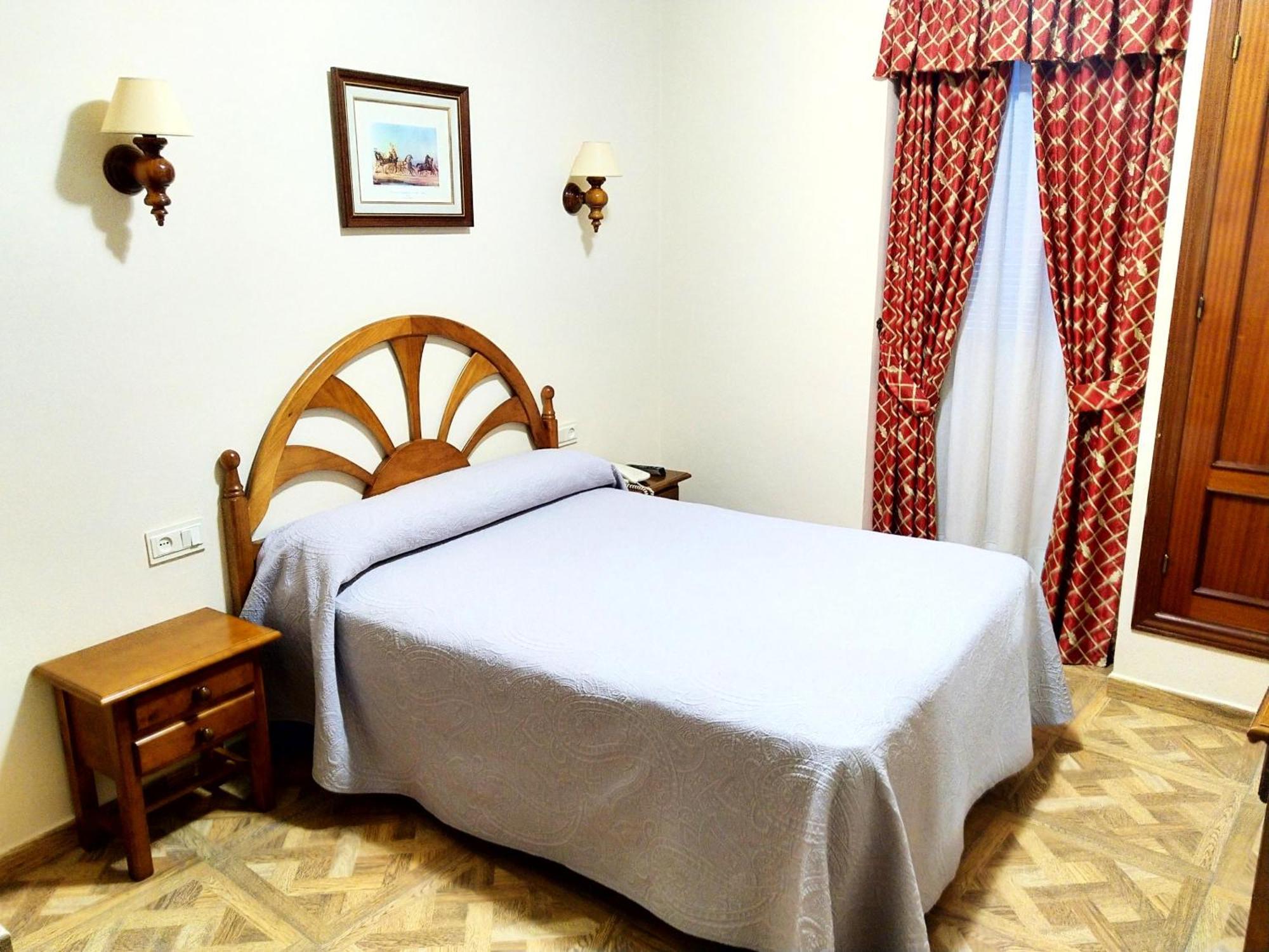 מונטיה Hostal Bellido מראה חיצוני תמונה