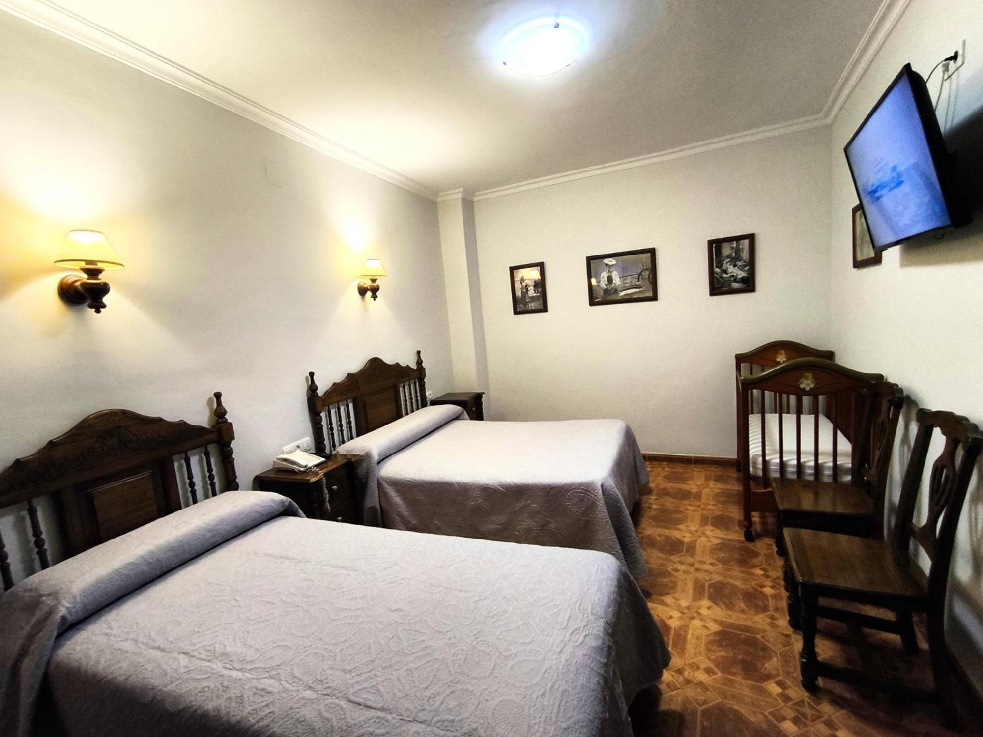 מונטיה Hostal Bellido מראה חיצוני תמונה